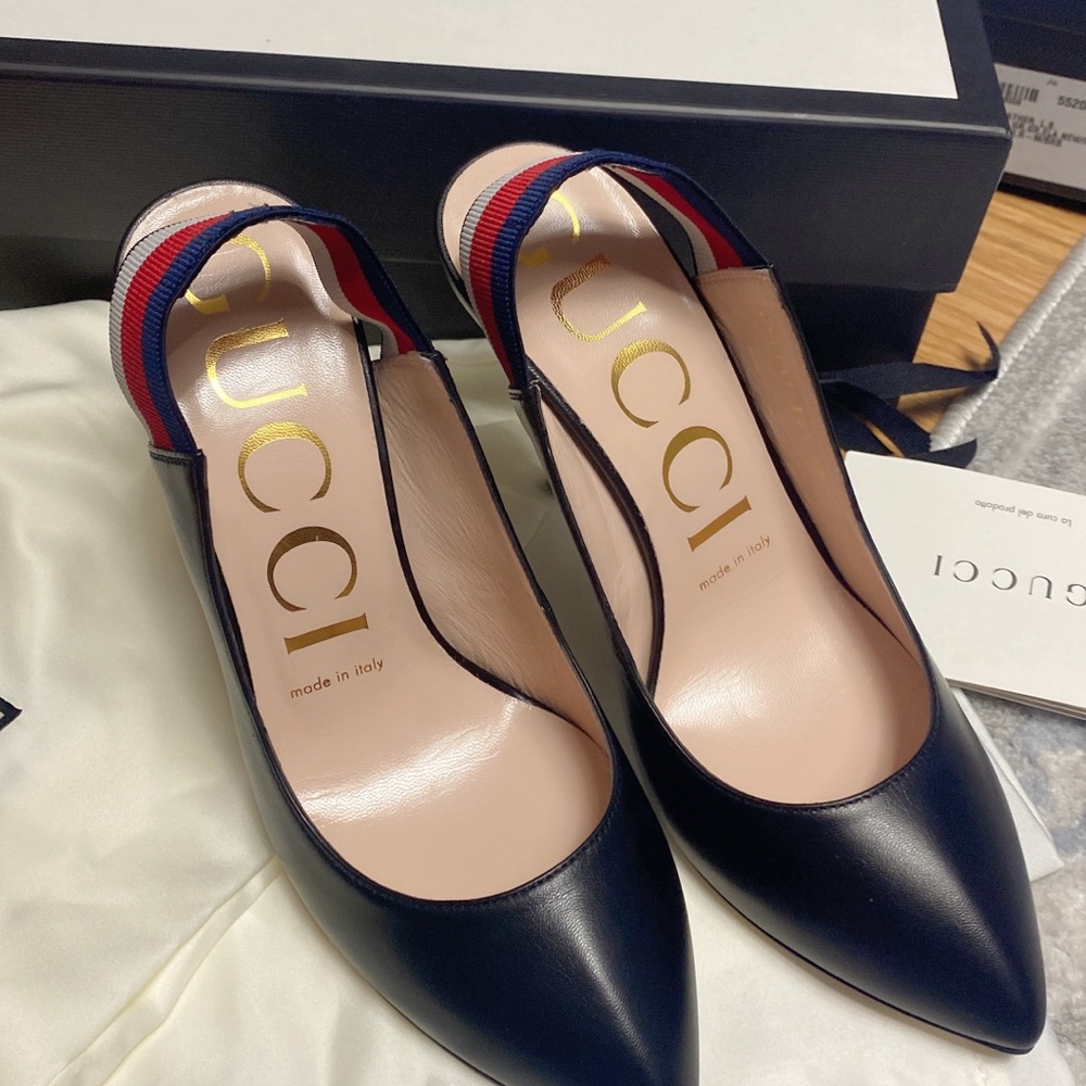 Gucci Sylvie Web Slingback Black Leather 524645 Heel Stretchy Strap Pump 38.5